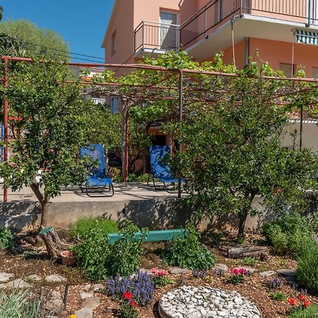 Apartments Villa Bella Vista Seget Trogir Eksteriør bilde