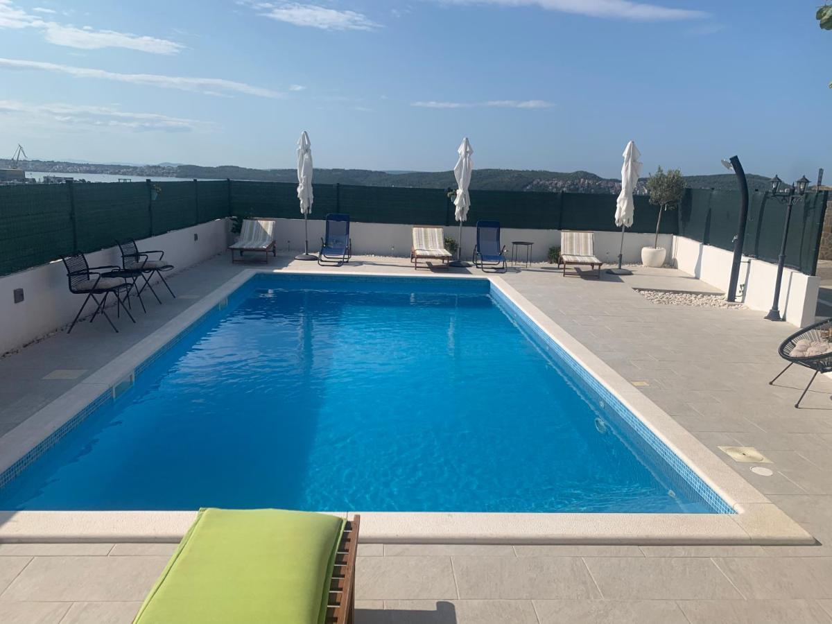 Apartments Villa Bella Vista Seget Trogir Eksteriør bilde