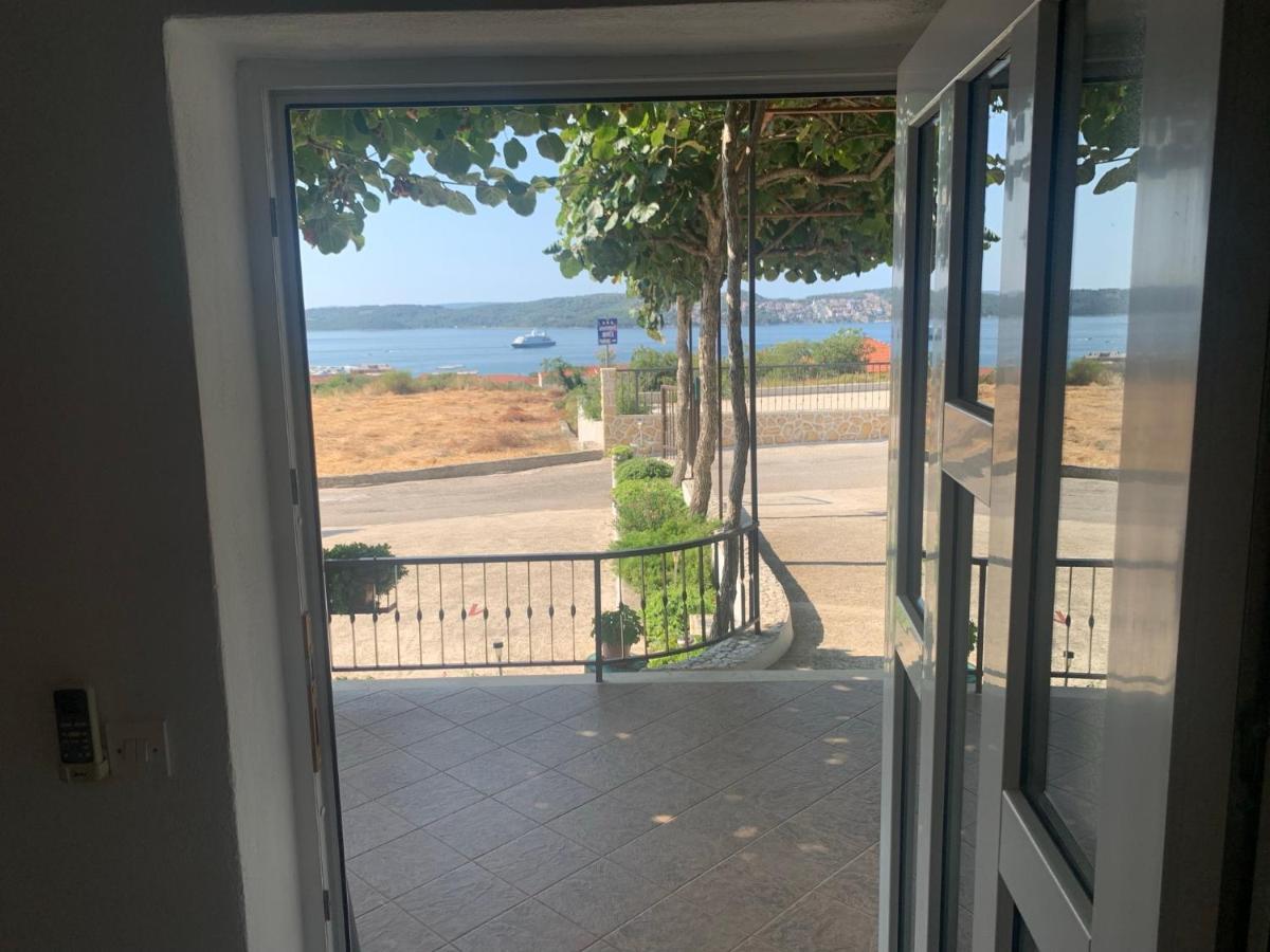Apartments Villa Bella Vista Seget Trogir Eksteriør bilde