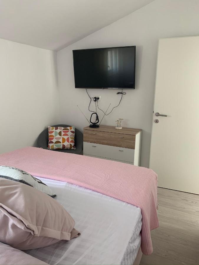 Apartments Villa Bella Vista Seget Trogir Eksteriør bilde